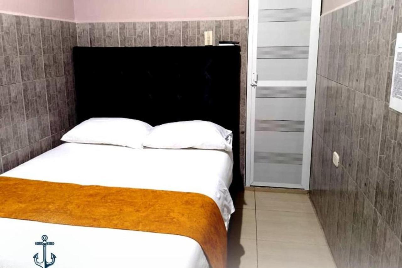 Hotel Titanic Inn Санта-Марта Екстер'єр фото